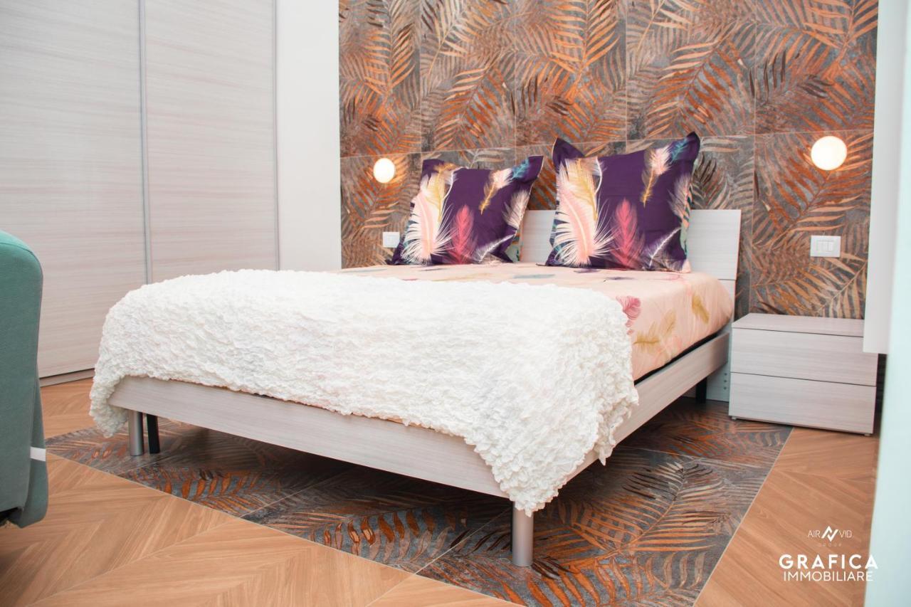 Ameli Home Luxury Apartment Taranto Bagian luar foto