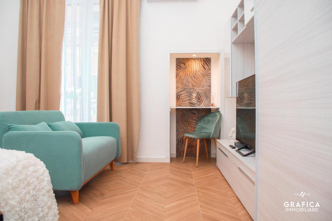 Ameli Home Luxury Apartment Taranto Bagian luar foto