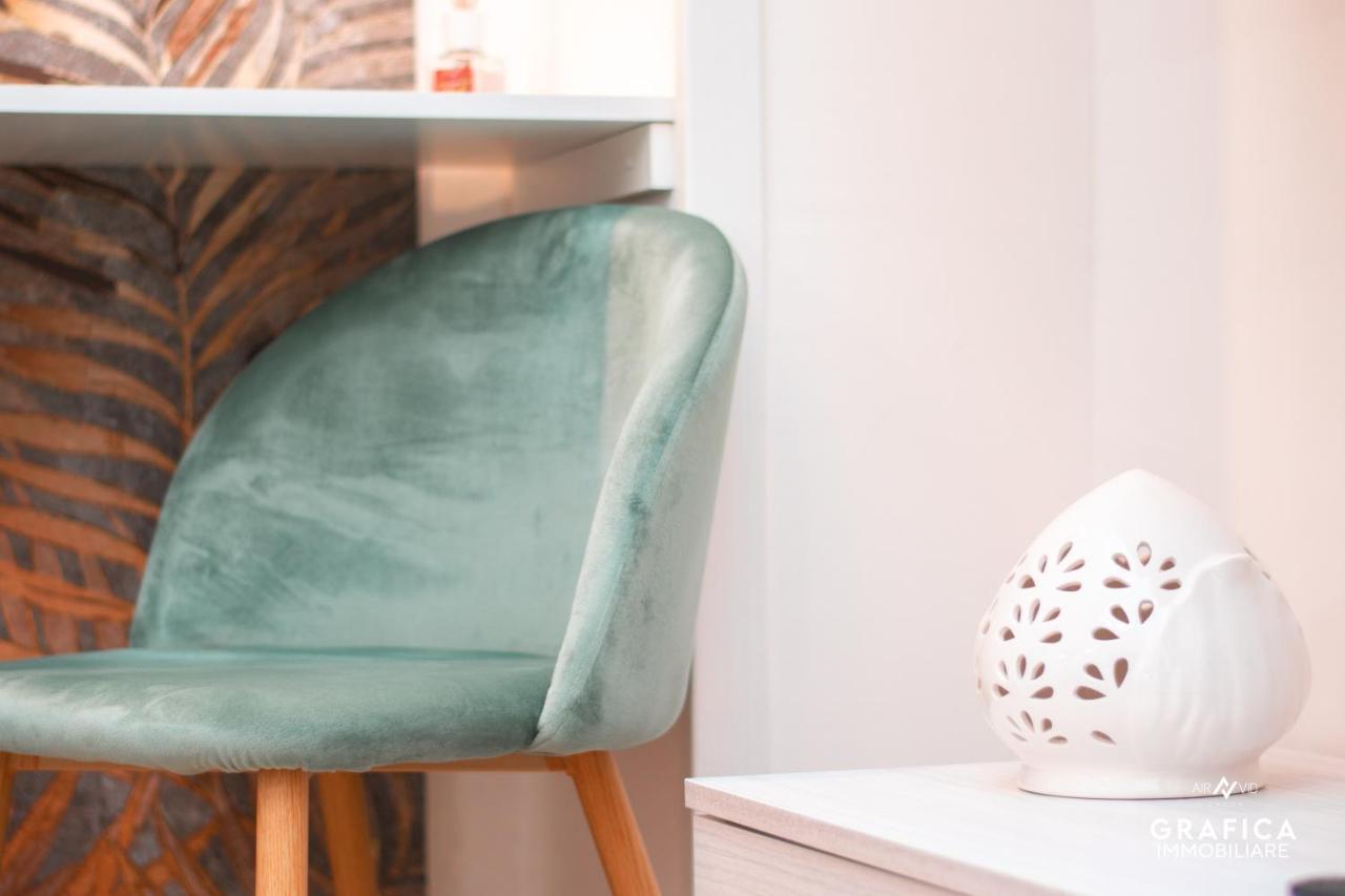 Ameli Home Luxury Apartment Taranto Bagian luar foto