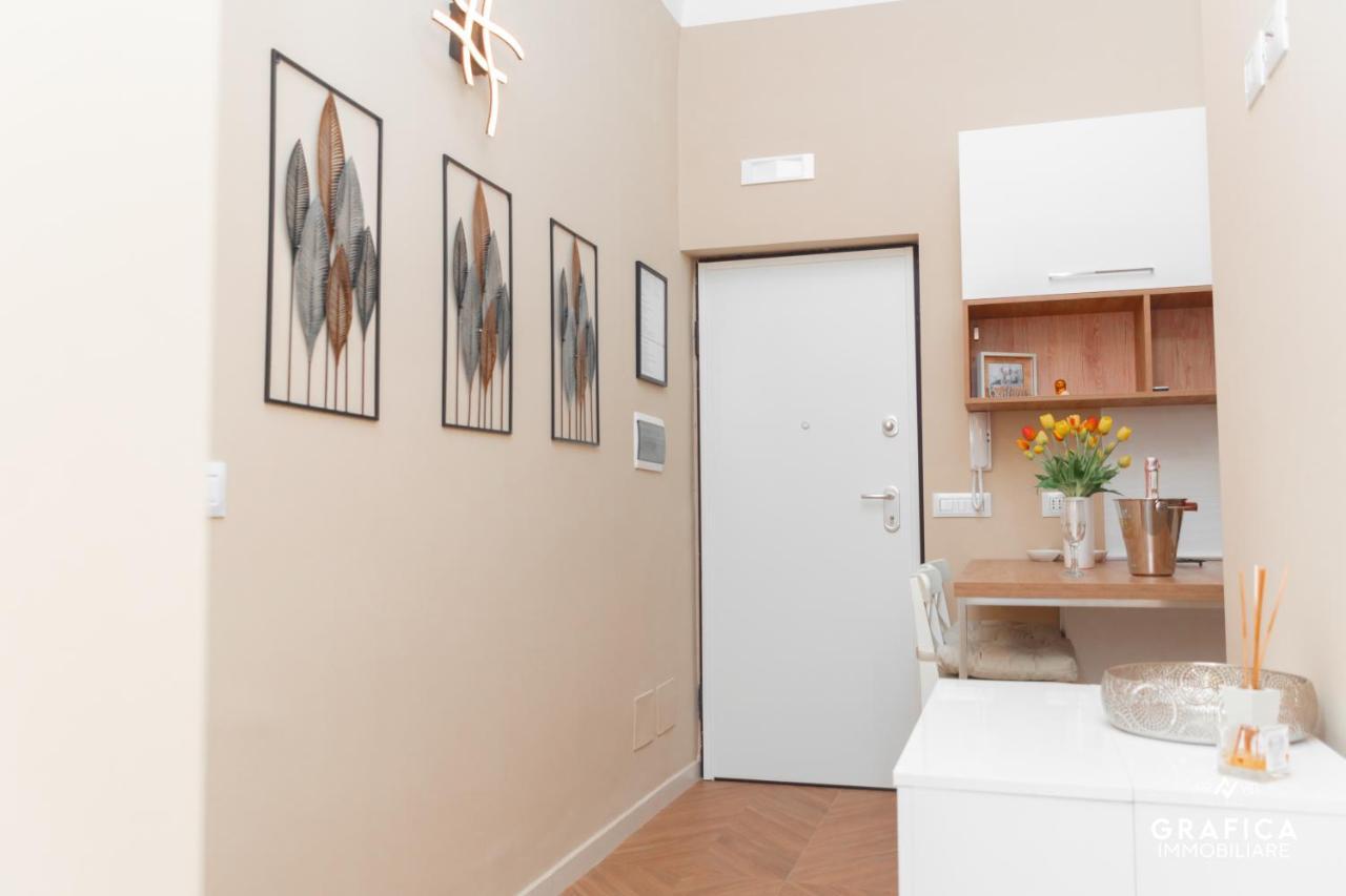 Ameli Home Luxury Apartment Taranto Bagian luar foto